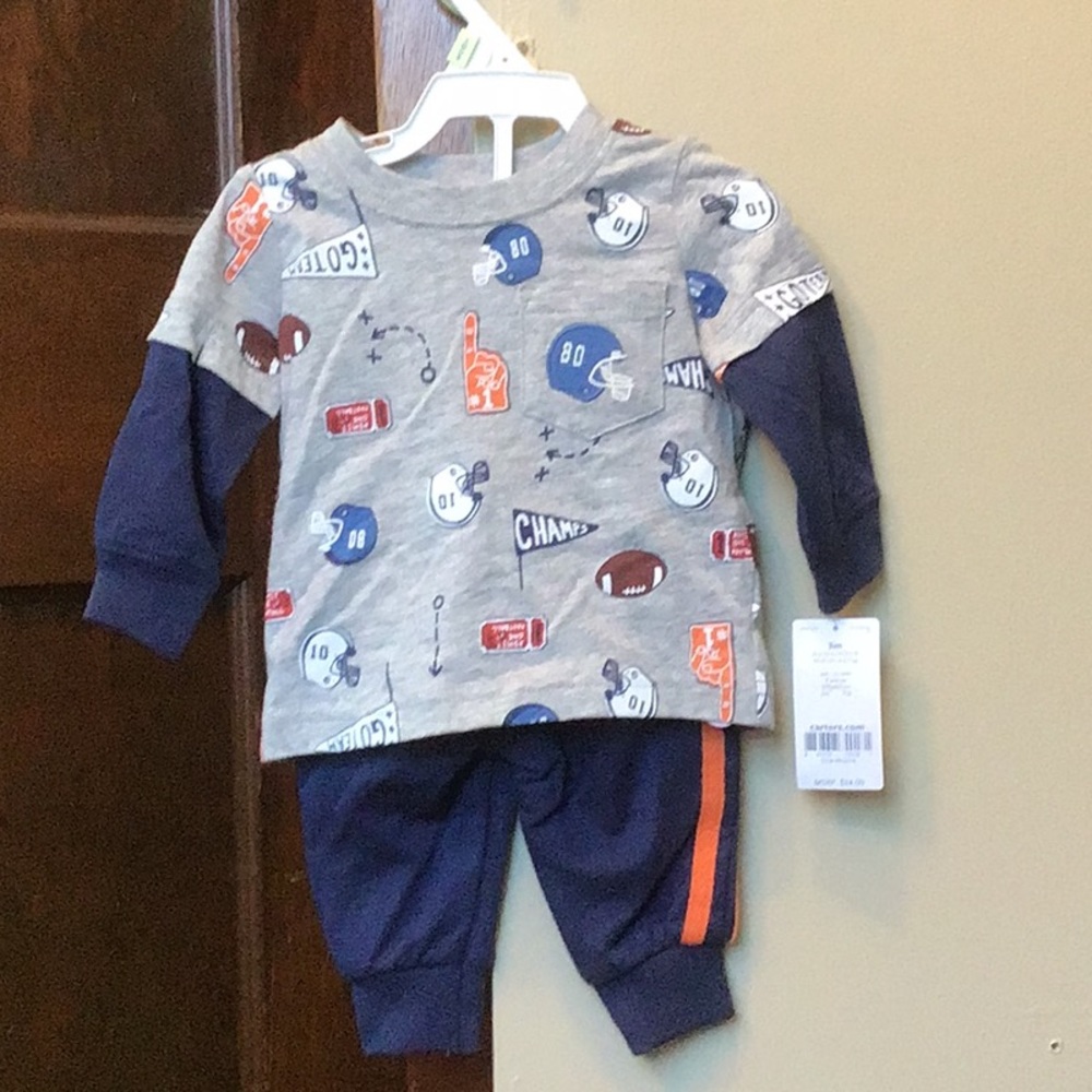 2 piece Carter outfit.